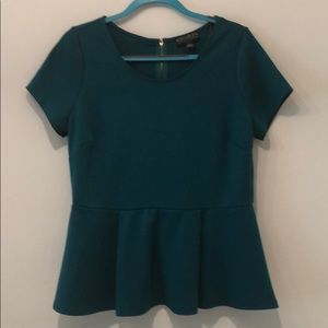 Forever 21+ green peplum shirt sz 1X